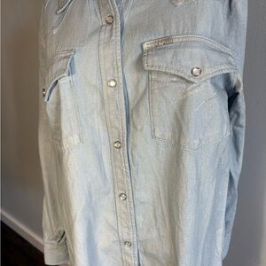 Lee Women’s Pearl Snap Waxed Denim Western Shirt Size Medium.